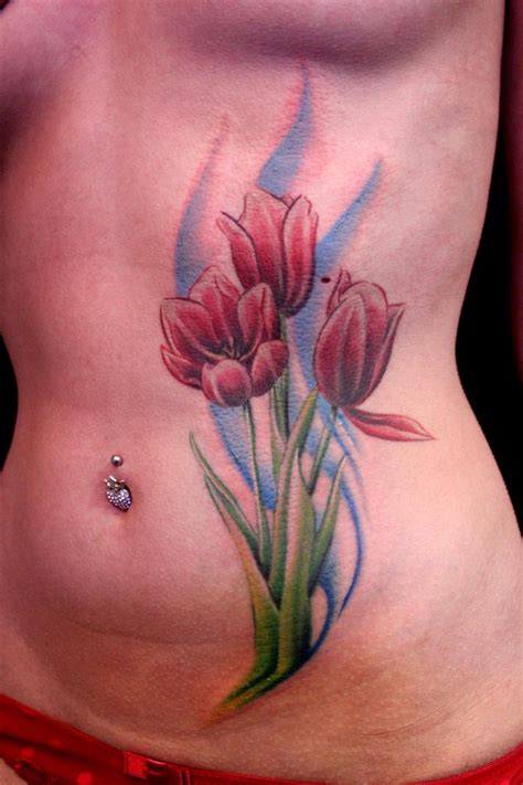 Chi non ricorda la piacevole sensazione di ricevere un mazzo di un mazzo di fiori non per forza ha un costo oneroso. Tatuaggi fiori: il tulipano. Significato e foto