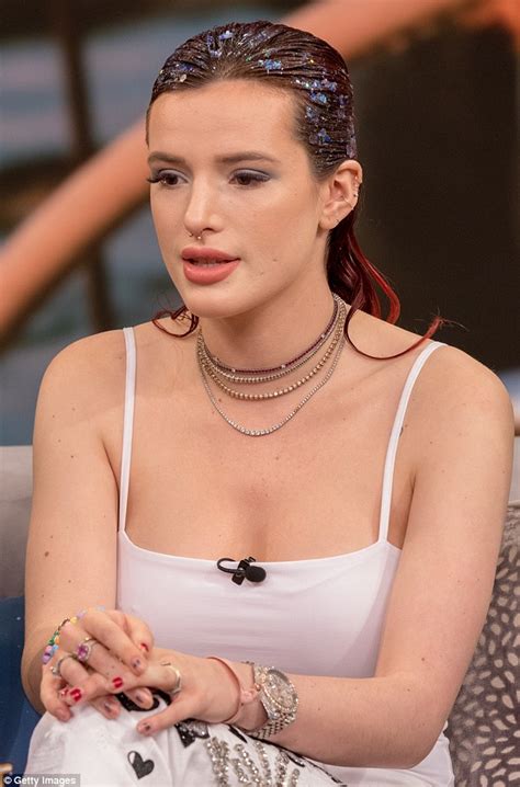 Bella dally talks about her character, tish, and her experience in memberku hawa season 2. Bella Thorne sports wild glitter hairdo for press day in ...