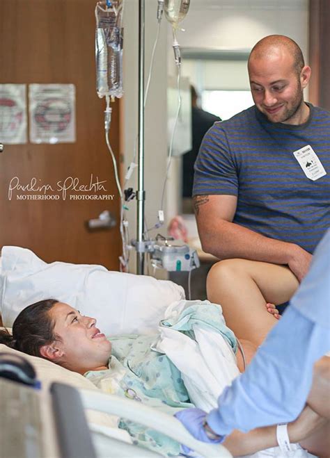 10  Powerful Shots Of Delivery Room Dads That Will Make You Appreciate 