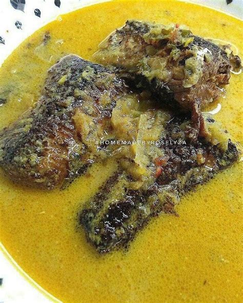 Menerapkan kepentingan adat resam dalam aktiviti seharian: Kompilasi Resipi Lauk Masak Lemak. Sedap, Mudah & Buka Selera.