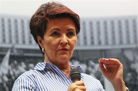 Jolanta kwaśniewska w młodości wyglądała fenomenalnie. Jolanta Kwaśniewska zawiadamia organy ścigania. Znamy ...