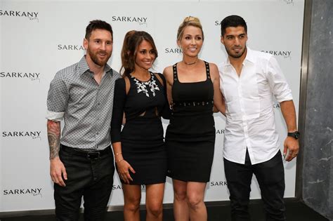 Ricky sarkany junto a antonella roccuzzo y sofía balbi en la gran inauguración del local, ubicado sobre avenida diagonal, en pleno centro de barcelona. Barcelona-61-Sofia-Balbi-mujer-Suarez-Suarez-Antonella ...