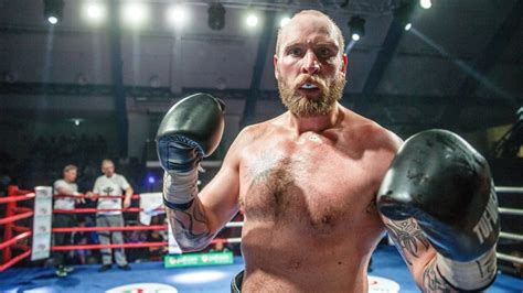 The 'nordic nightmare' robert helenius beat 'baby face' adam kownacki in a stunning fourth round tko to music by scady: Robert Helenius slog de finlandssvenska idrottspamparna i ...