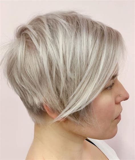 Short layered hair can add volume to fine or thin hair. Great Haircuts For Older Women With Thinning Hair : 2019 Short Hairstyles For Older Women With ...