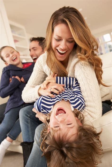 9 Parenting Mistakes To Avoid | Parenting mistakes, Types ...