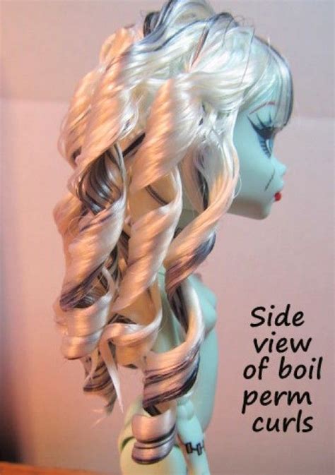 Whether you are a barbie doll collector or purchase the dolls for your daughters, i am sure that you agree that barbie's hairstyle can detract from her beauty once removed from the box. Pinterest • The world's catalog of ideas