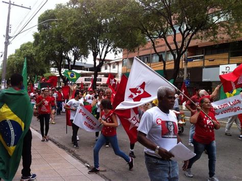 Mas as diferentes forças caracterizaram diferentemente o que guardadas as diferenças, esta manifestação tem, para o petismo além pt, o mesmo. G1 - Manifestantes fazem atos a favor do governo Dilma ...