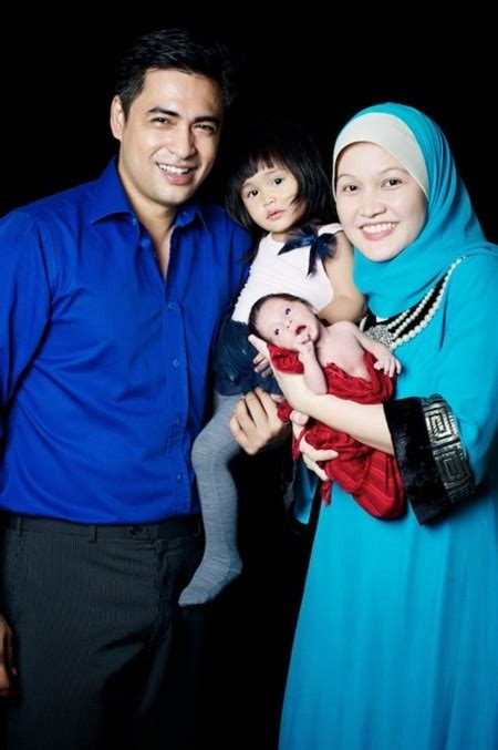 Sheikh muszaphar shukor al masrie bin sheikh mustapha nopo nga bontugan angkasawan malaysia di kumoiso. Memperkenalkan Angkawasan Junior yang Kedua! | New baby ...