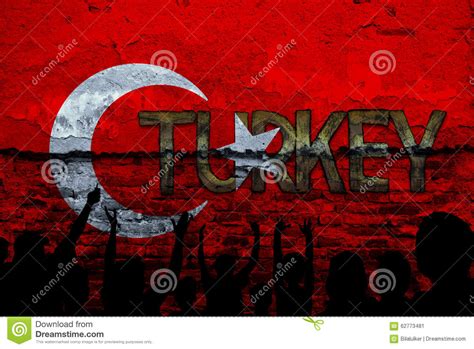 Ankara heeft ruim 5,5 miljoen inwoners en ligt in de gelijknamige provincie namelijk ankara. Turkse Vlag, Turkije, Vlagontwerp Stock Afbeelding ...