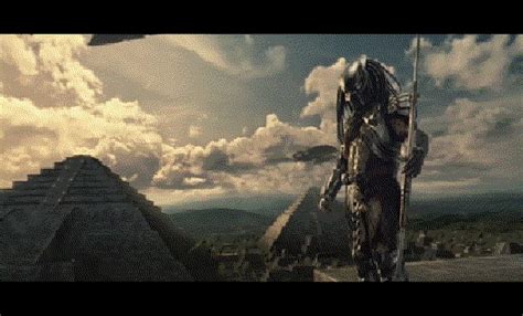 Antarctica queen and dachande vs. Image - AVP22.gif | Xenopedia | FANDOM powered by Wikia