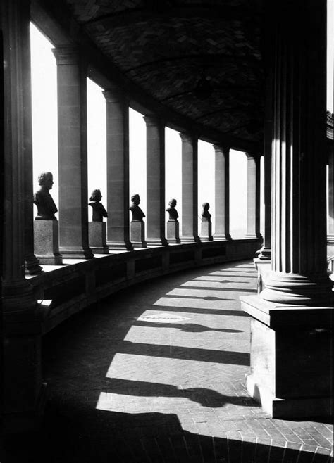 Travels between paris and new york. Hall of Fame, Photo by George Platt Lynes, 1928 | History ...