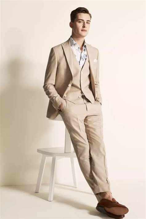 Explore » men » bottoms » moss bros outlet. Men's 3 Piece Suits | Suits with Waistcoats | Moss Bros ...