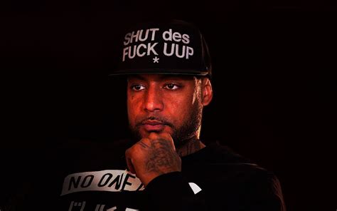 Booba refers to a series of reaction images, textual reactions and fan art and other memes revolving around the word booba and images of various characters cartoonishly popping their eyes in desire. Booba, interview au calme | Vidéo | Abcdr du Son