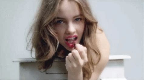 Congratulations, you've found what you are looking evie fox masturbates in the shower ? Dictadora © | #CarrotAwards2017 - (Cap. 22) Hablando del ...