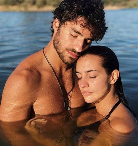 Meu amor, as nossas almas estão conectadas. Galã português encerra boatos de affair com Juliana Paiva ...