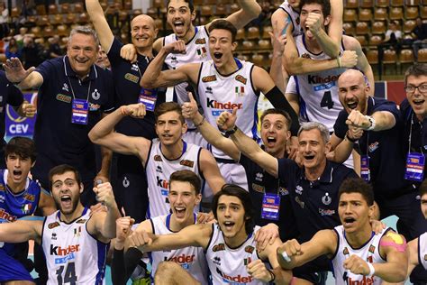 Check spelling or type a new query. Volley maschile, Europei U19 - La Finale, Italia ...