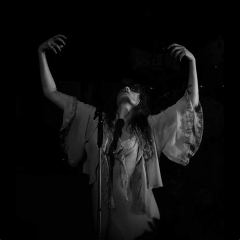 This song contains a similar plot as edgar allen poe's short story the tell tale heart. Florence + the Machine performing in NYC at the Brooklyn Academy of Music | Florence welch style ...