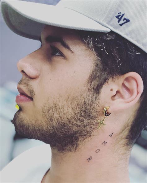 Vote zé felipe no prêmio jovem brasileiro. Cantor Zé Felipe surge com tatuagem no pescoço e fãs criticam