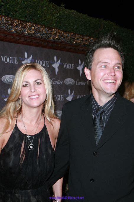 Skye everly is an american cinematographer. Who is Skye Everly dating? Skye Everly boyfriend, husband