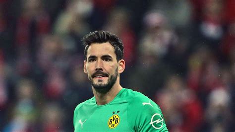 Uzun anlatıma dayalı edebiyat türlerinden biri olan roman; GoalGuard | Roman Bürki - So gut wie nie zuvor