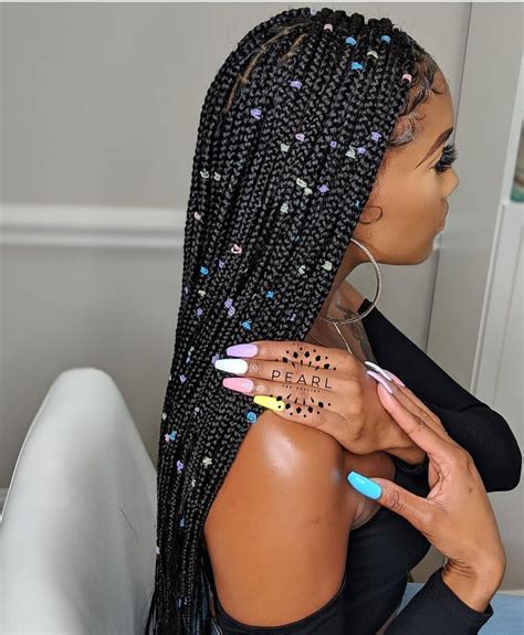 Braids are an easy and so pleasant way to forget about hair styling for months, give your hair some rest and protect it from harsh environmental factors. Knotless Box Braids: How to Get & Styling Ways - New ...