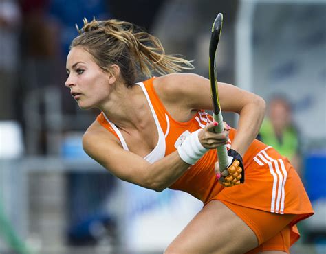 De nederlandse hockeyploeg is het team van vrouwelijke hockeyers dat nederland vertegenwoordigt op internationale toernooien. Eva de Goede - Hockey.nl