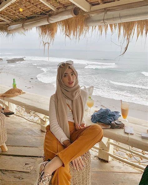 Gambar kartun muslimah di pantai kolek gambar via kolekgambar.blogspot.com. Pin on Casual Hijab OOTD