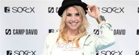 Beatrice egli verwirrung um ihren falschen freund gluckspost from www.glueckspost.ch. Luxus-Villa: So reich ist DSDS-Beatrice Egli schon ...