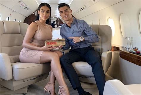 Cristiano ronaldo and georgina rodriguez. ¿Cristiano Ronaldo, nuevamente papá? La foto de Georgina ...