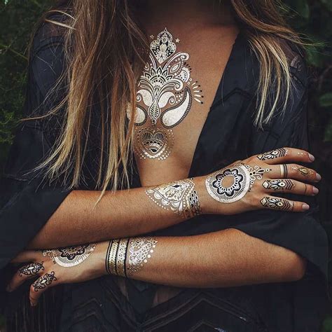 Tried more than one henna from amazon and this is by far the best. Iamu Collective Premium Metallic Henna Tattoos - NoveltyStreet