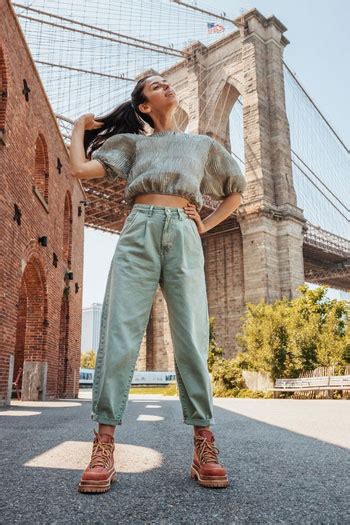 Inspirasi OOTD Celana Baggy Pants Yang Kekinian - Blog Unik