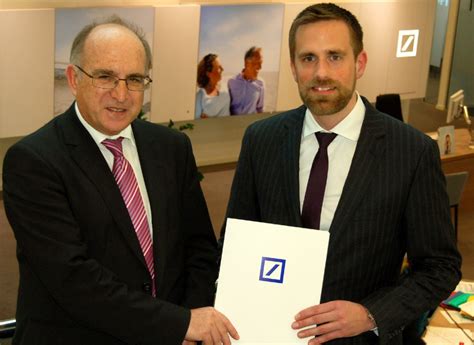 Ausbildungsplätze deutsche bank gruppe lörrach. Kreis Lörrach: Deutsche Bank festigt starke Position ...