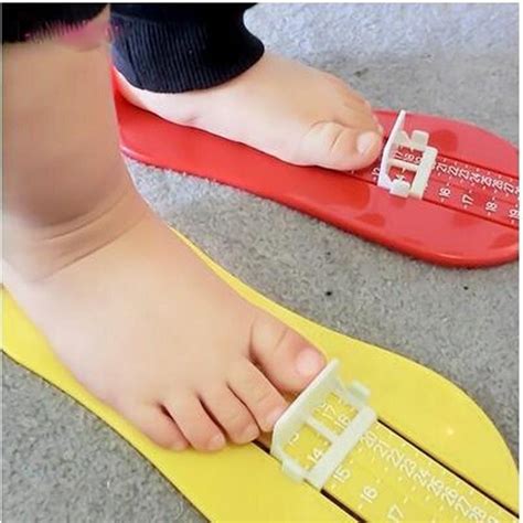 It may be difficult to draw around your baby's feet when they're asleep or without a flat surface to lean on. Infant Foot Measure Gauge Shoes Size Measuring Ruler Tool ...