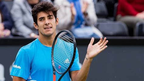 Garín vence y acompaña a jarry, otro chileno, en octavos. Cristian Garín «no se va a relajar» esta noche en el ATP ...