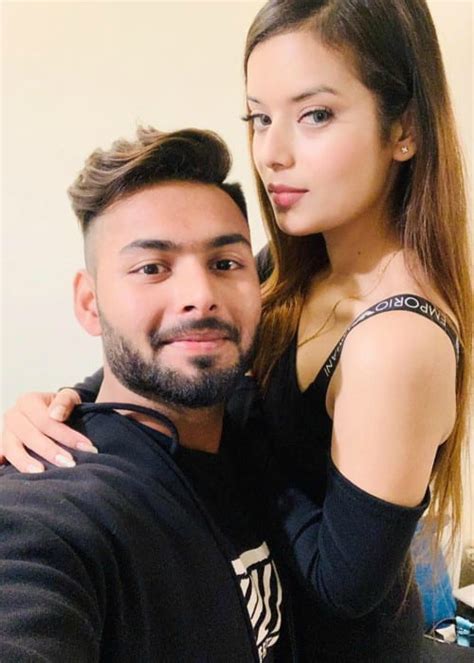 Compare the results of several popular formulas, or explore hundreds of other calculators the ideal weight calculator computes ideal bodyweight (ibw) ranges based on height, gender, and age. Rishabh Pant Height, Weight, Age, Body Statistics - Healthy Celeb