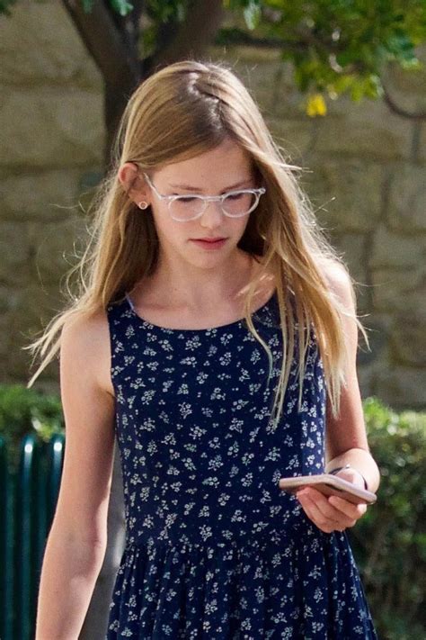 No es necesario tener una voluminosa cabellera ondulada, si tu cabello es liso o ligeramente fosco. Cortes de pelo para niña: tendencias 2019