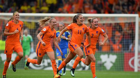 Cette compétition annuelle rassemble les 18 meilleurs. Euro 2017 Féminin de Football : Les Pays-Bas en demie ...