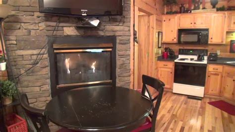 Technically a subrange of the appalachian mountains, the great smokies rise up along the border of tennessee and north carolina. Moose Creek Crossing Cabin Rentals - Snuggle Bear - YouTube