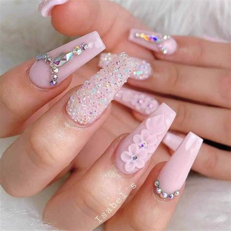 Descubrí la mejor forma de comprar online. Uñas De Acrilico Rosas Con Dorado / Uñas Rosa palido con ...