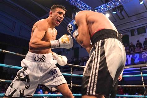 We did not find results for: Inilah Orang Inggris yang Mencetak Gambar Muhammad Ali di ...