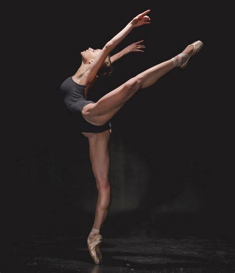 Enjoy our hd porno videos on any device of your choosing! Powerful Backstage Photos Of Ballet Dancers Through Eyes ...