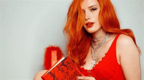 Pansexual (often shortened to pan) is the attraction to people regardless of gender. Bella Thorne revela que es pansexual y no bisexual