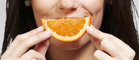 Kekurangan vitamin c menyebabkan kurang kolagen terbentuk. Nutrisi - Tanda Tubuh Kekurangan Vitamin C - SehatFresh.Com