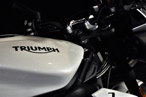 Triumph motorcycles malaysia has finally brought in four new motorcycles for 2017; Triumph Launches 3 Variants Of Street Triple Naked ...