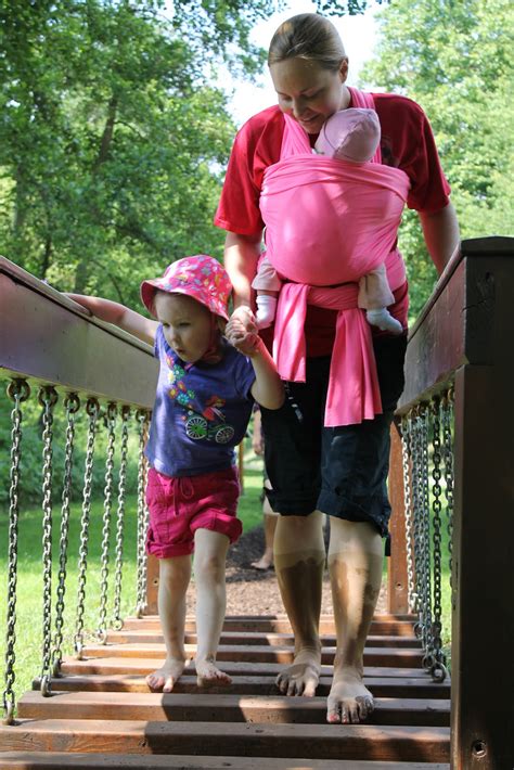 This is the movie that is responsible for most of the mismatched romantic comedies we've ever seen, including along came polly and tv's dharma. Tree Family: Barefoot Park