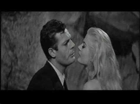 'a dolce vita, busciarda e bella, gennaro spartivento ('o criminale). - La Dolce Vita "Fontana di trevi" - YouTube