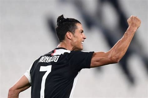 Cristiano ronaldo jadi top skor liga italia musim 2020/2021. Top Skor Liga Italia, Ronaldo Kian Nyaman di Puncak Usai ...