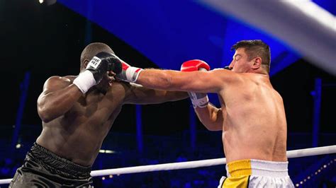 Yoan pablo hernandez steigt in magdeburg nach sechs jahren pause wieder in den ringfoto: Boxer Boxen Herren - Fotos | imago images