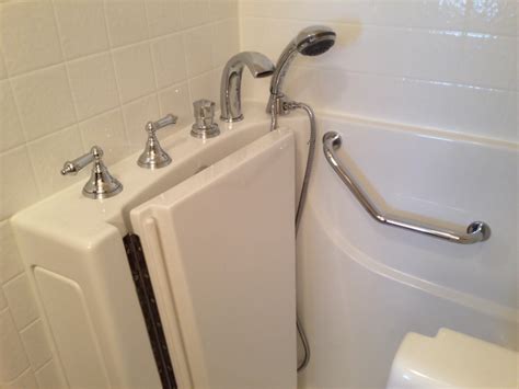 Alone eagle remodeling is a bathroom remodeling contractor specializing in tub replacements in pennsylvania. Walk-in Tub Replacement in Pasadena, CA - California ...