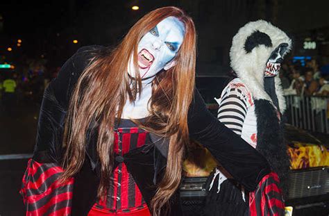 Scopri quale è il migliore e la loro prestazione generale nella classifica città. 10 Best Halloween Celebrations in the U.S. - Fodors Travel ...